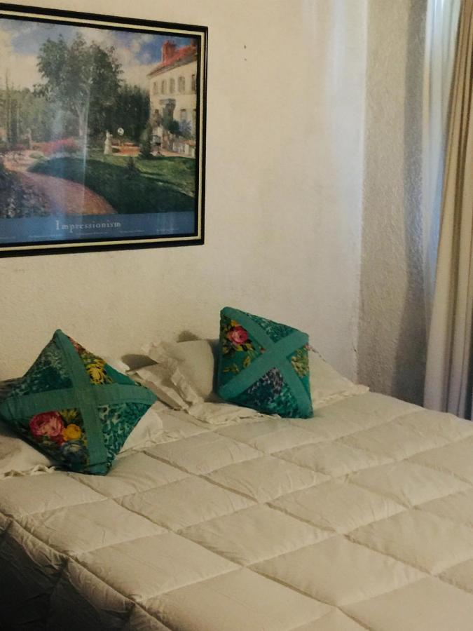 Casa De Huespedes El Trebol De Ezeiza Guest House La Union Ngoại thất bức ảnh
